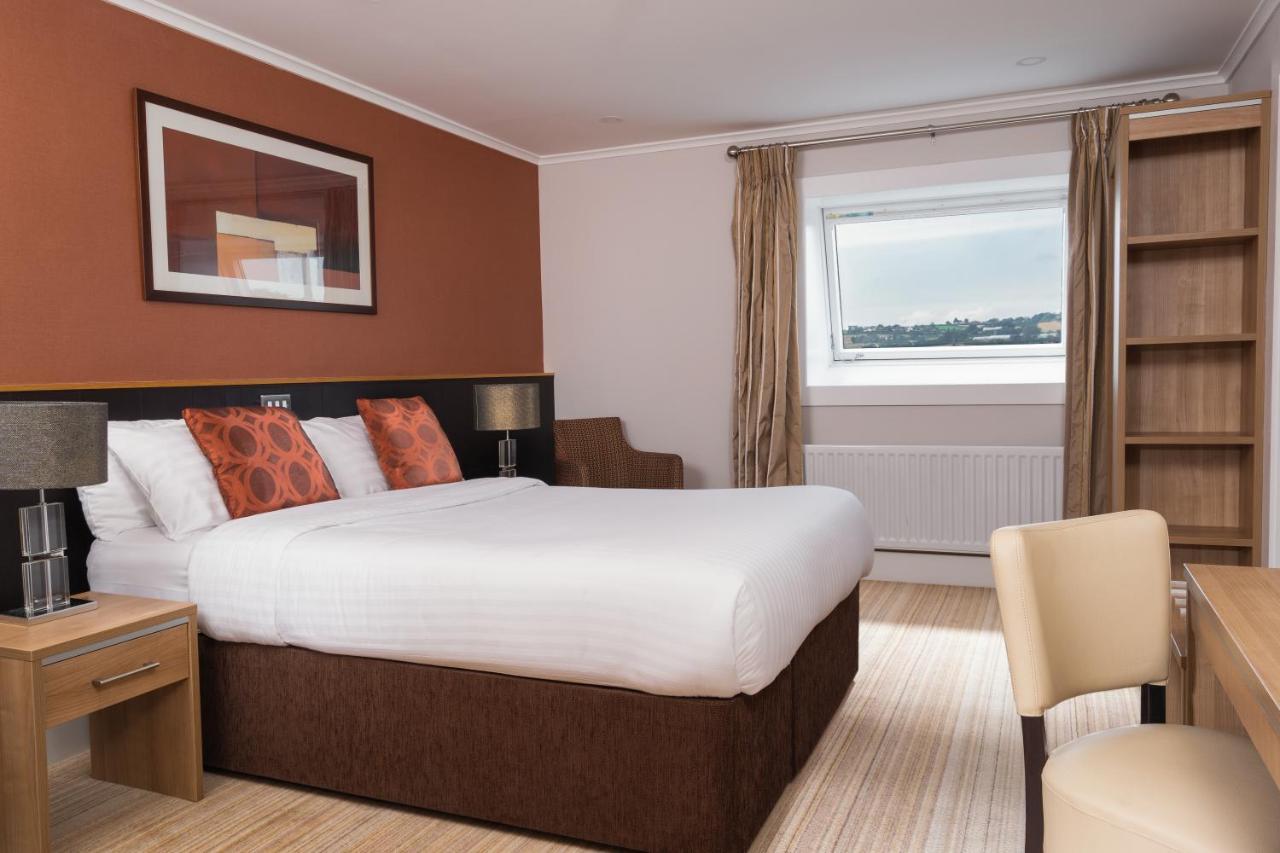 Strangford Arms Hotel Newtownards Eksteriør billede