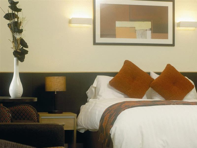 Strangford Arms Hotel Newtownards Eksteriør billede