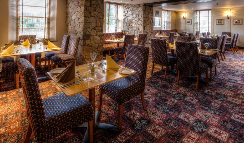 Strangford Arms Hotel Newtownards Eksteriør billede