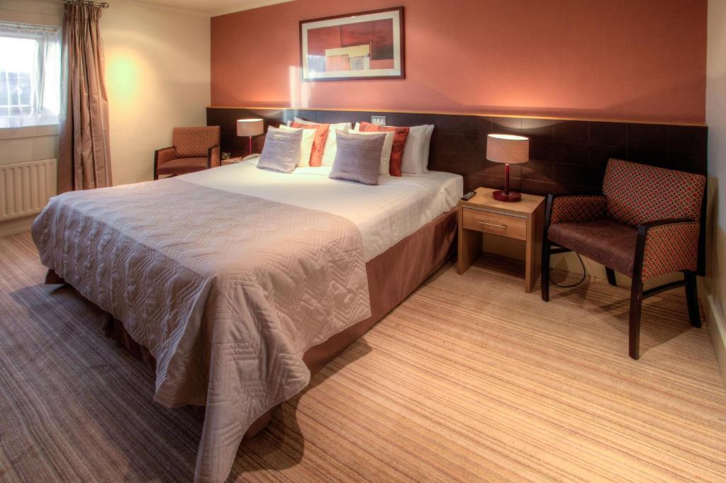 Strangford Arms Hotel Newtownards Eksteriør billede