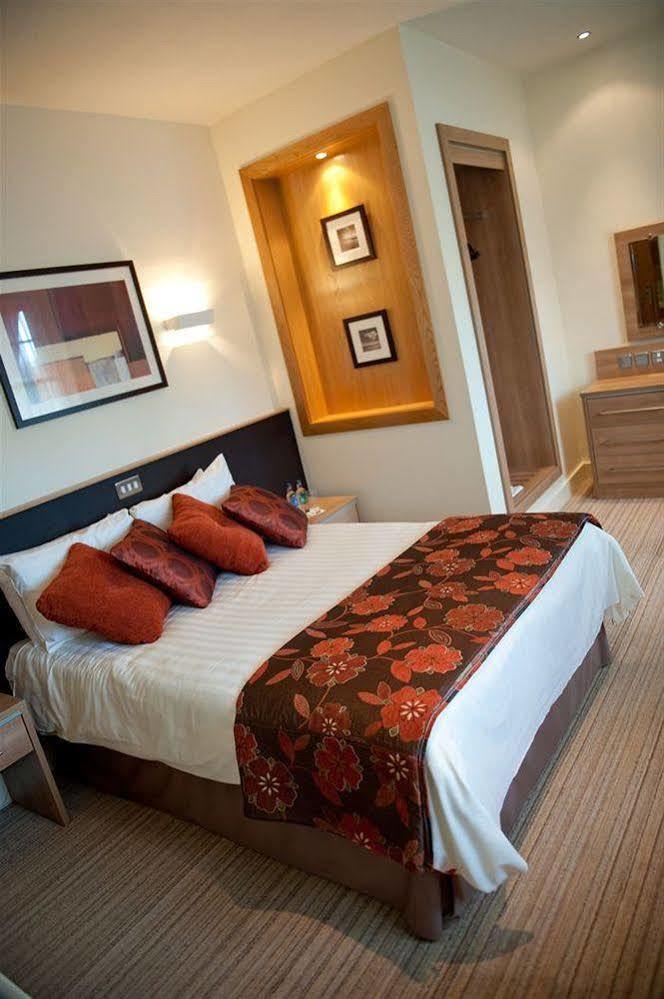 Strangford Arms Hotel Newtownards Eksteriør billede